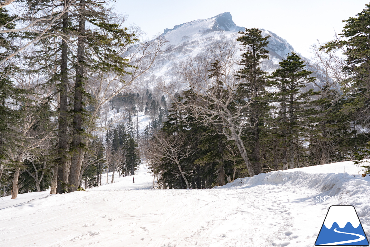 大雪山層雲峡・黒岳ロープウェイスキー場｜2021-2022シーズン終了間近…。積雪280cm＆5月8日までスキーリフト営業の黒岳で、春スキー＆スノーボードを満喫しましょう！